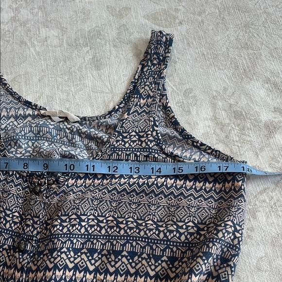 Vintage Kirra Blue and Cream Geometric Sleeveless Bohemian Top with Tie - Picture 9 of 13